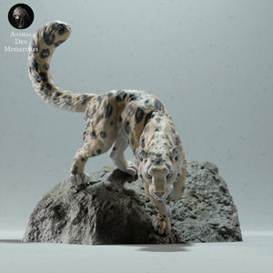 Snow Leopard - Animal Den Miniatures