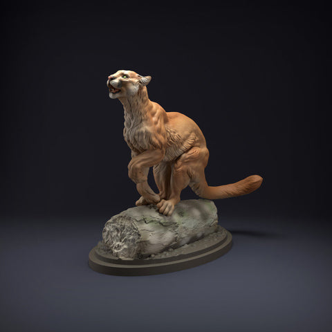 Mountain Lion - UNPAINTED - Animal Den Miniatures